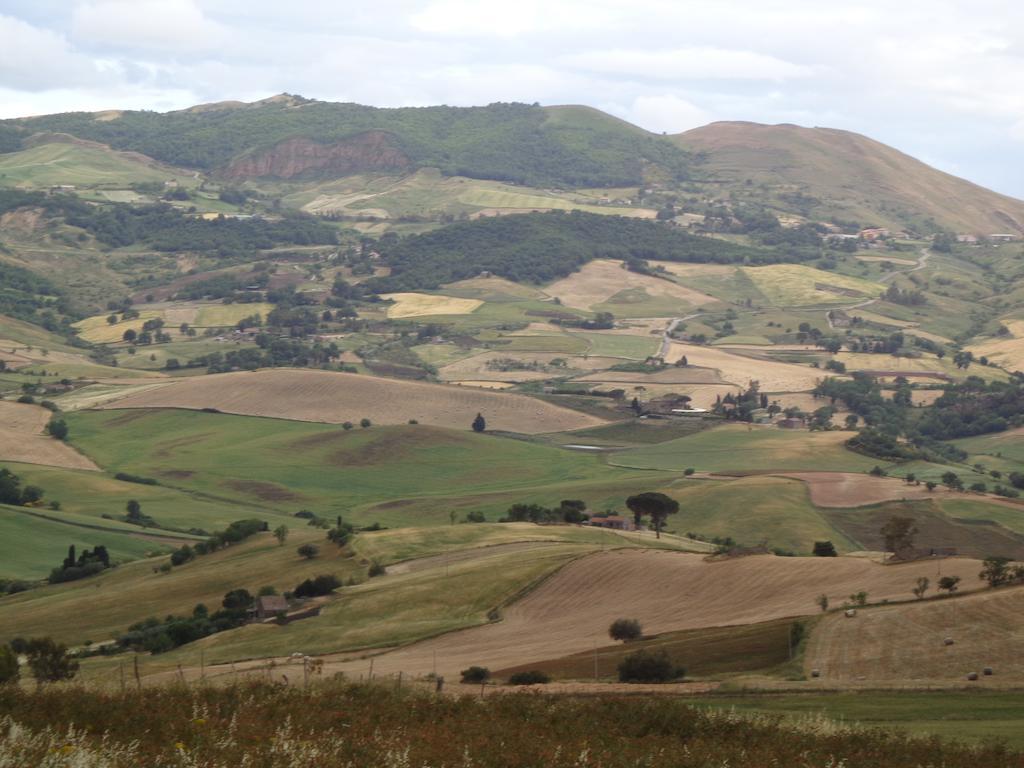 Agriturismo San Pietro Gangi Bagian luar foto